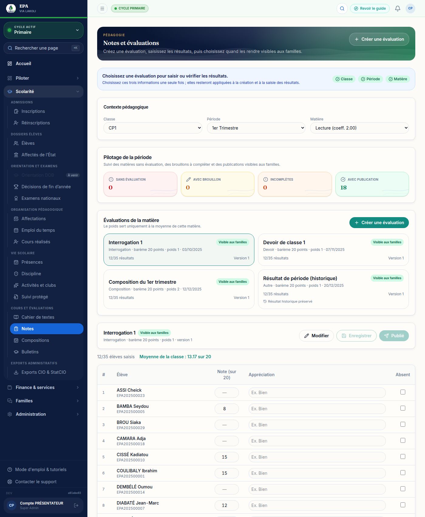 Interface Lakoli — Grille de saisie des notes avec colonnes de devoirs, coefficients et moyennes calculées automatiquement